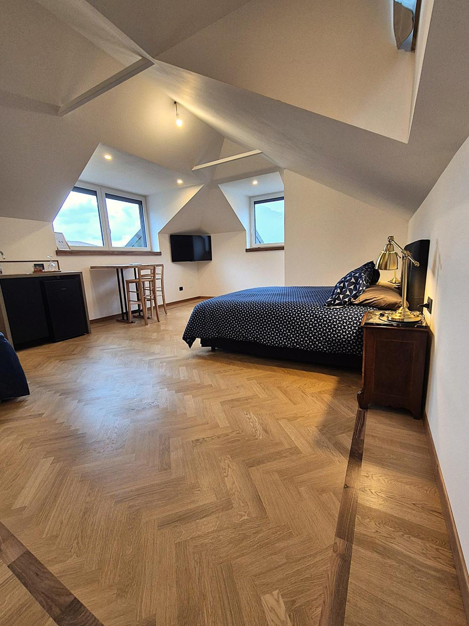 Residenza Laurum Mandello del Lario Luaran gambar
