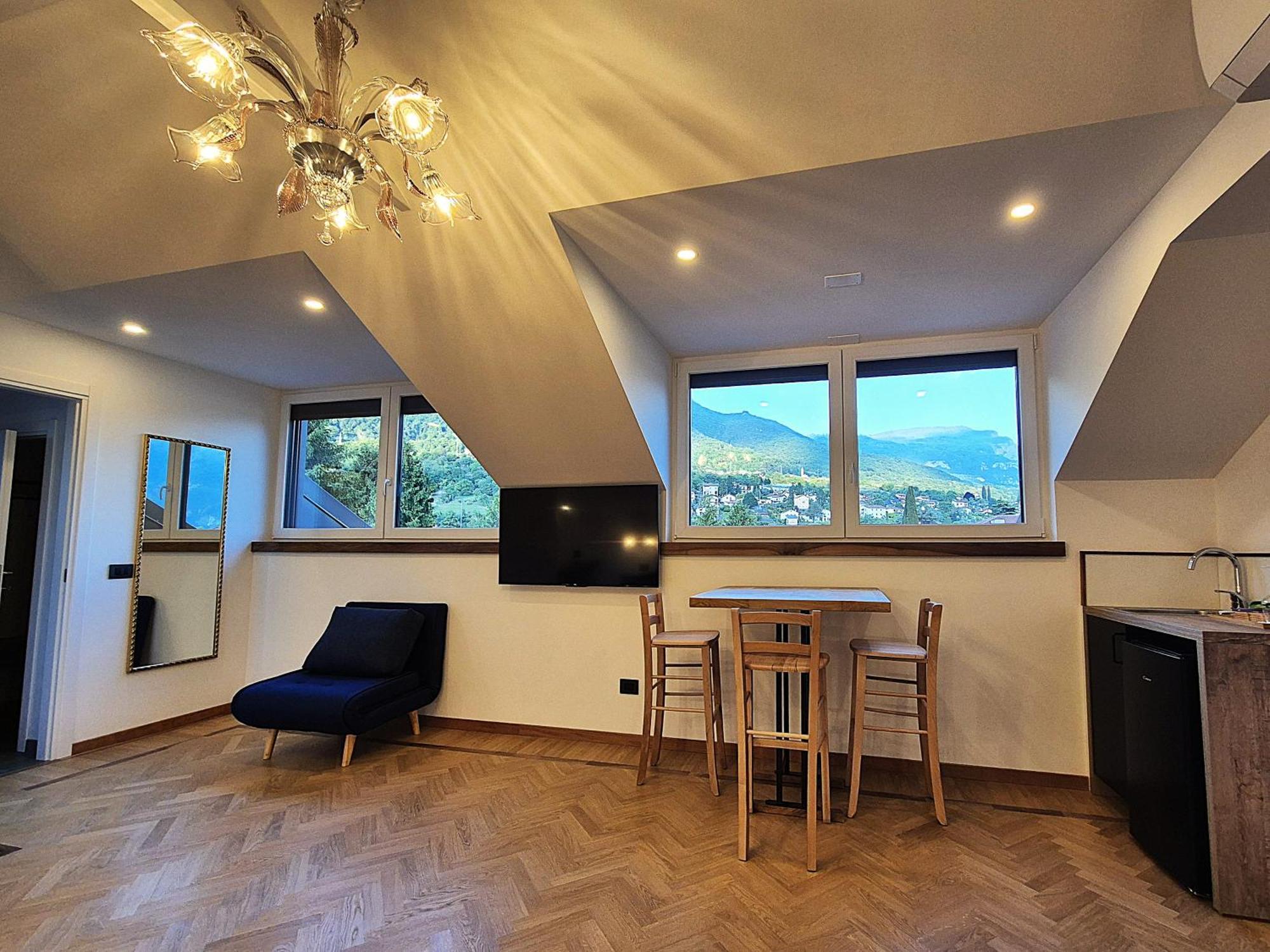 Residenza Laurum Mandello del Lario Luaran gambar